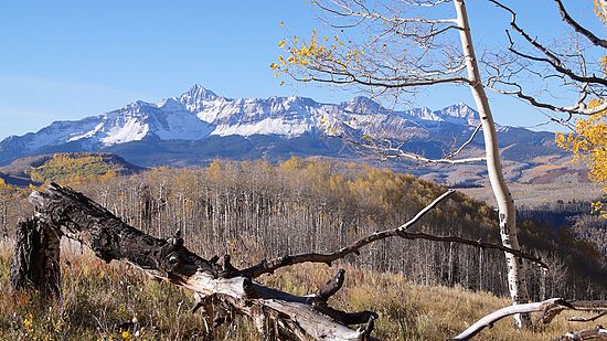 MOUNTAINS OF COLORADO