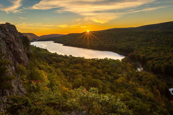 Honorable Mention\n\nLandscape\n\nLake of the Clouds Sunrise\nPorcupine Mountain Wilderness