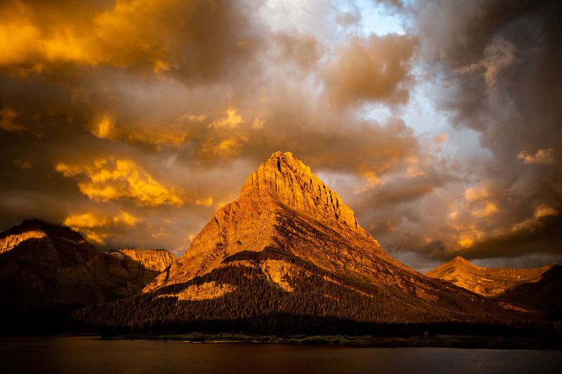 First Place\n\nLandscape\n\nMany Glacier Sunrise	\nGlacier National Park