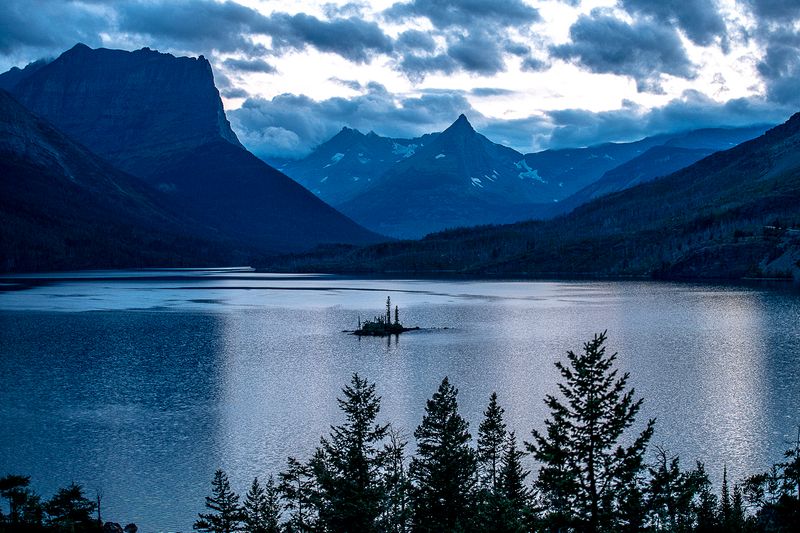 Landscape\n\nWild Goose Island\n\nGlacier National Park