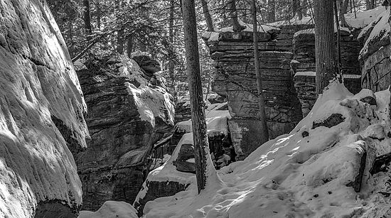 0.6 sec, 27mm focal length, f/22, ISO 100