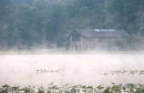 Morning mist on Kendall Lake